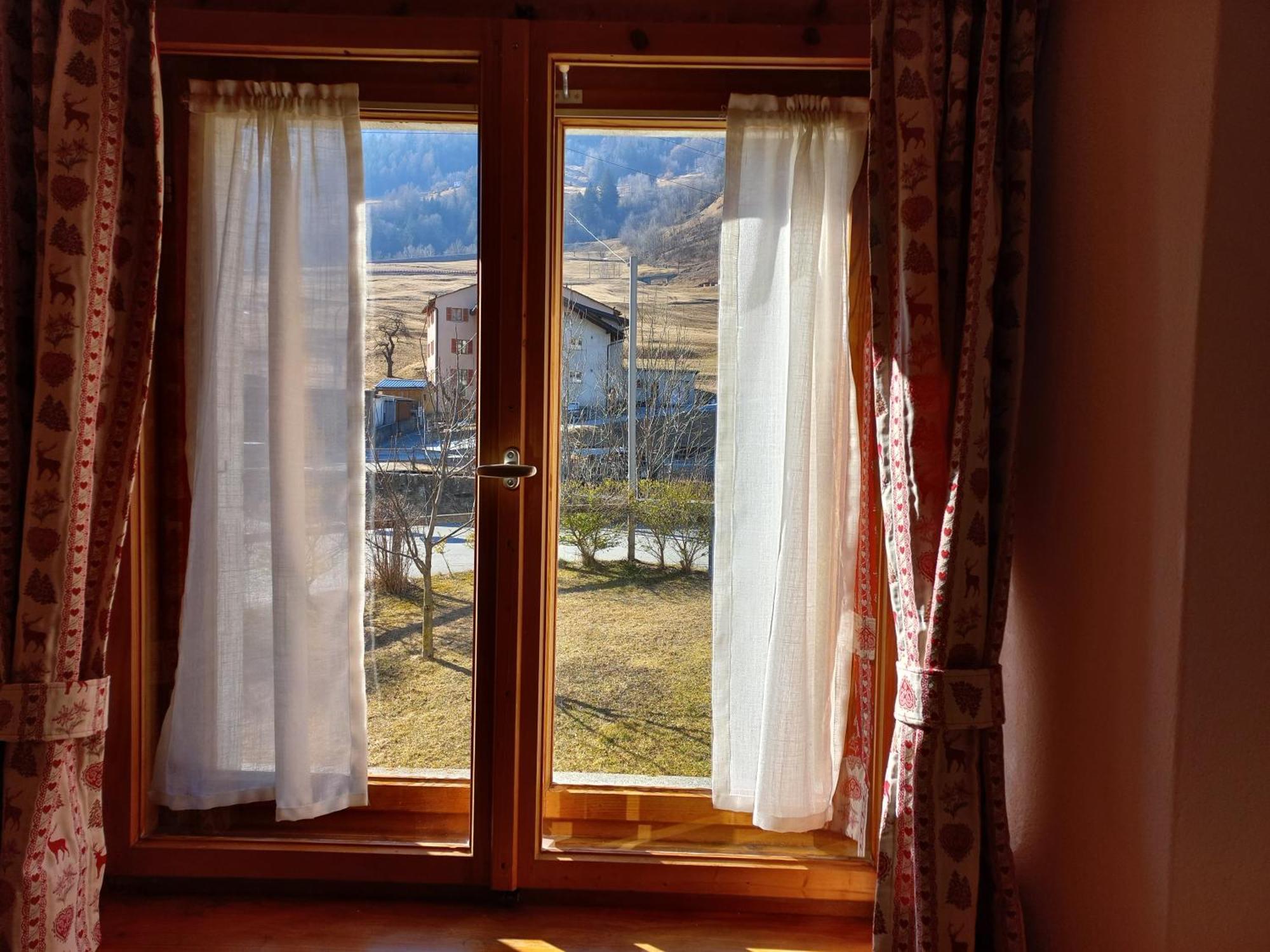 Casa Vacanza Ponte Aino ポスキアボ エクステリア 写真