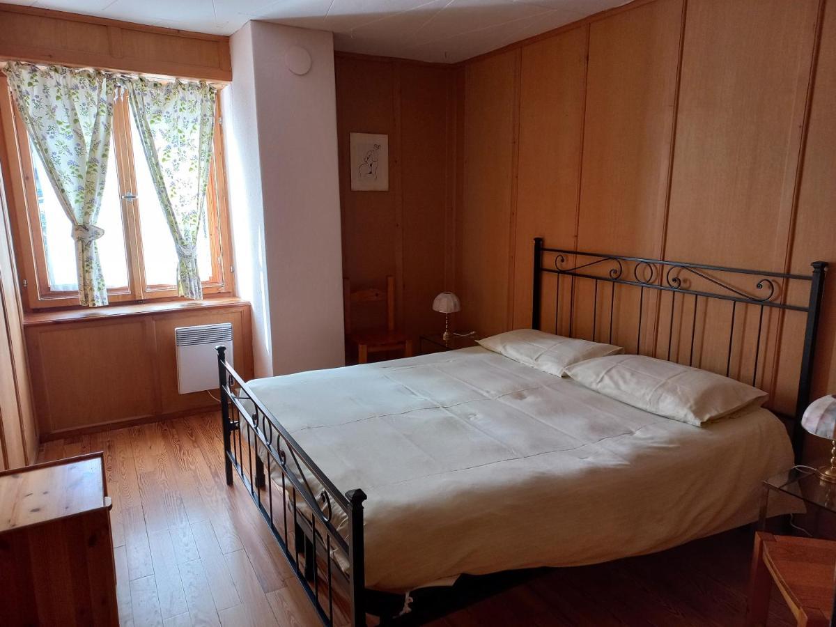 Casa Vacanza Ponte Aino ポスキアボ エクステリア 写真