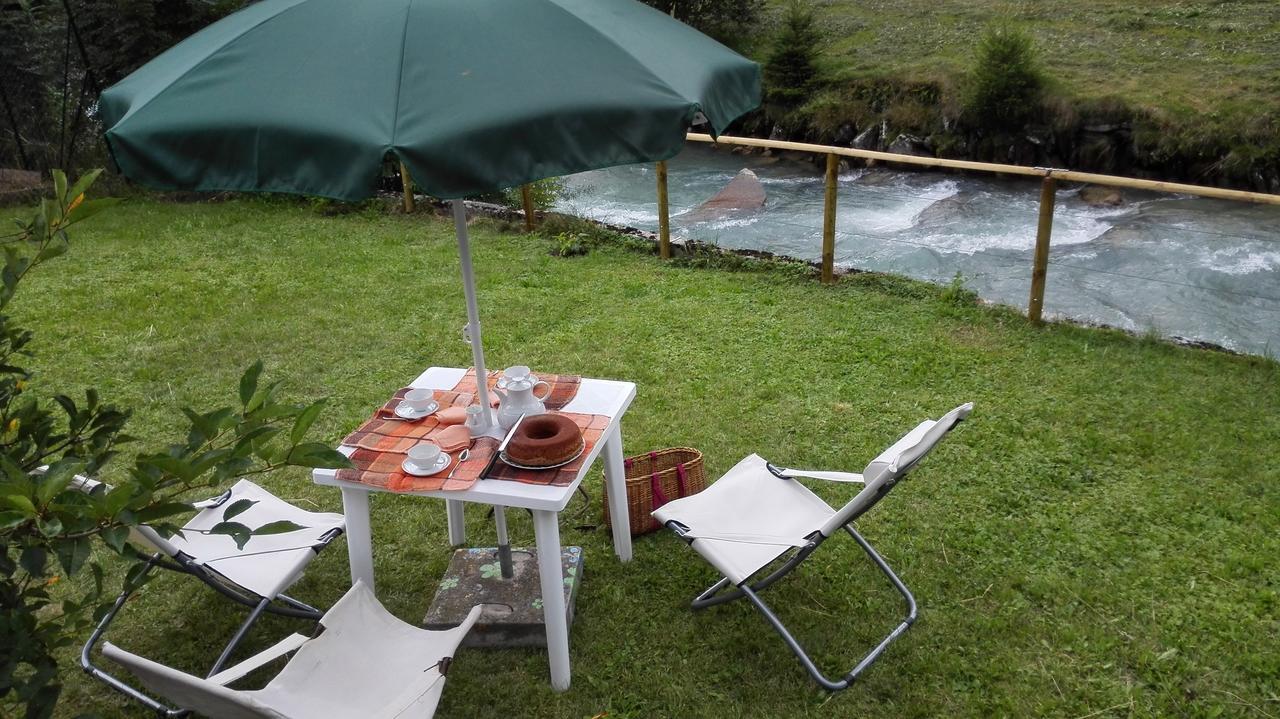 Casa Vacanza Ponte Aino ポスキアボ エクステリア 写真
